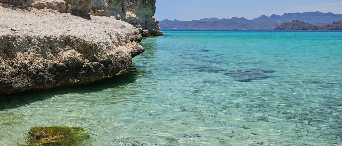 Una cala turquesa en el Parque Nacional Bahía de Loreto